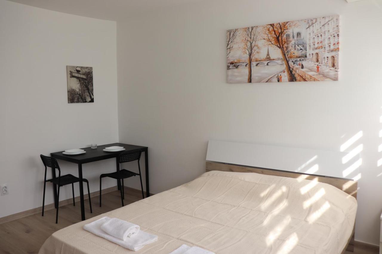 Apartman Lena Banovo Brdo Daire Belgrad Dış mekan fotoğraf