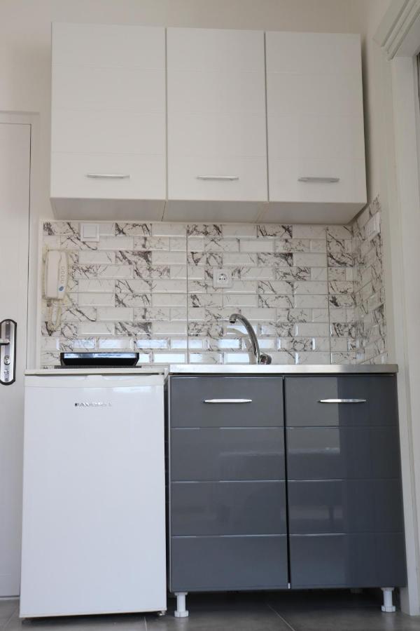 Apartman Lena Banovo Brdo Daire Belgrad Dış mekan fotoğraf