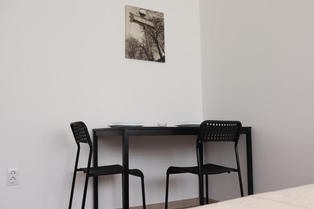 Apartman Lena Banovo Brdo Daire Belgrad Dış mekan fotoğraf